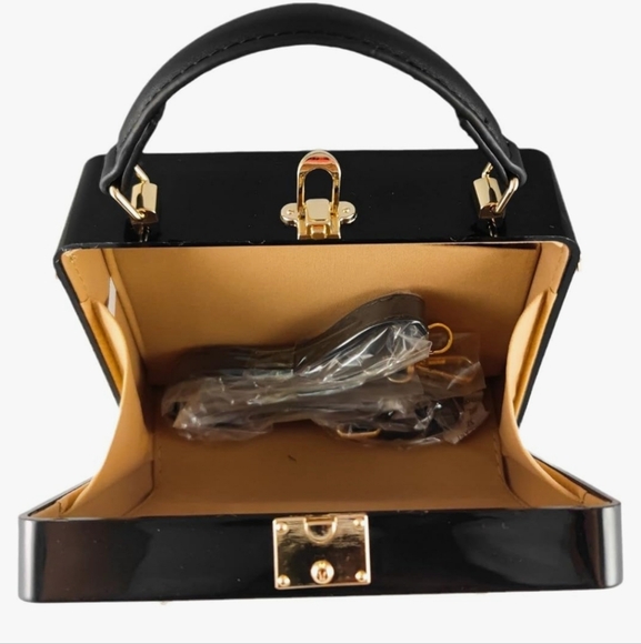 Acrylic Novelty BoomBox Style Crossbody Clutch - Picture 4 of 14